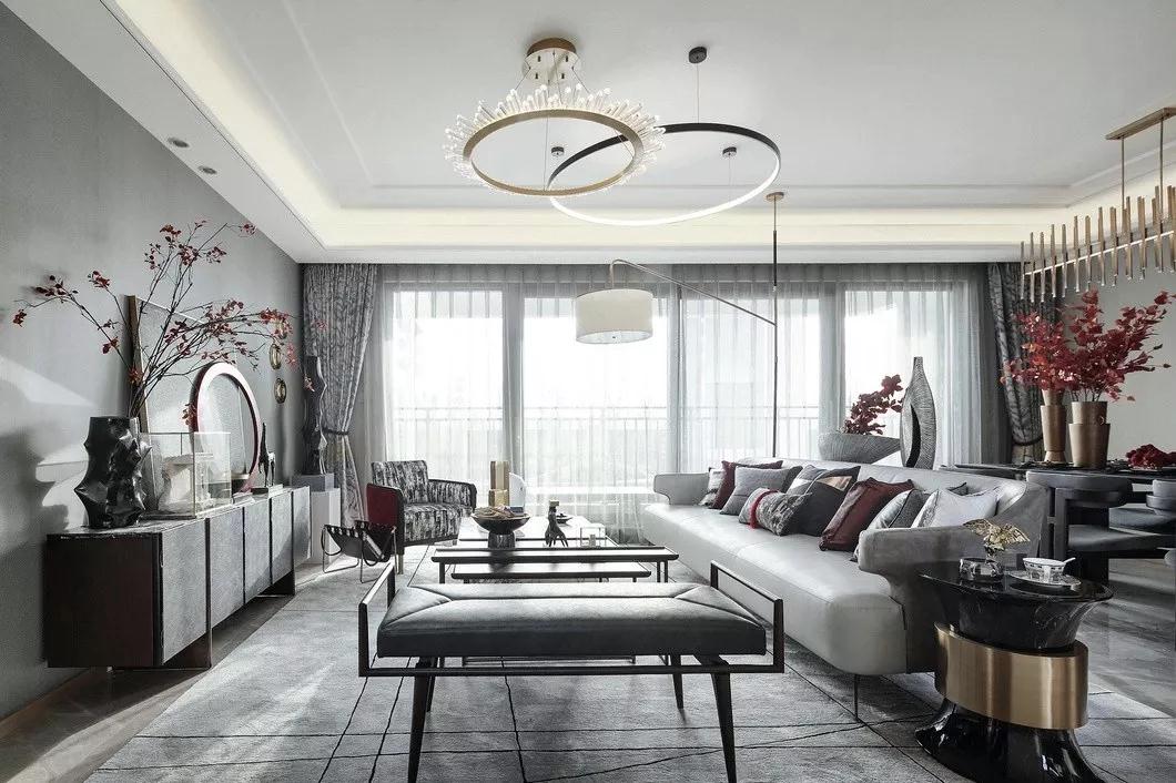 ���˹��ʼ������������山ǧĶ����֮��